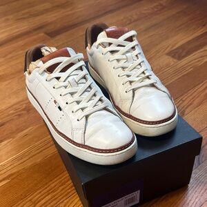 Men's white Allen Edmonds Alpha Lace-up 7 1/2 used